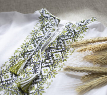 Beautiful shirt with embroidery high angle 360x320